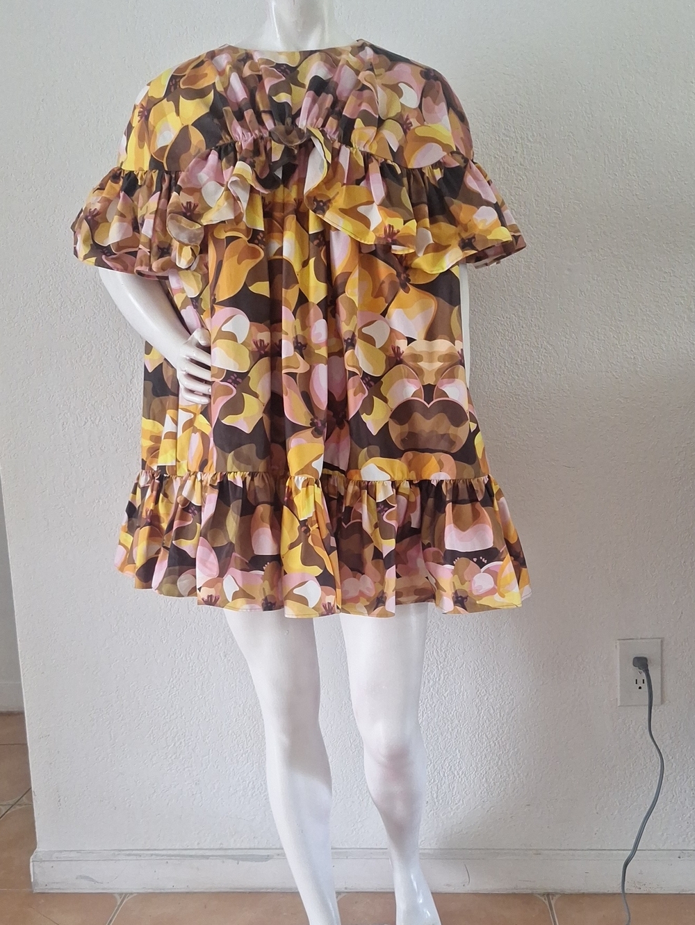 Designer Kika Vargas Chic Unique Style Multicolor Floral Print  SIZE S